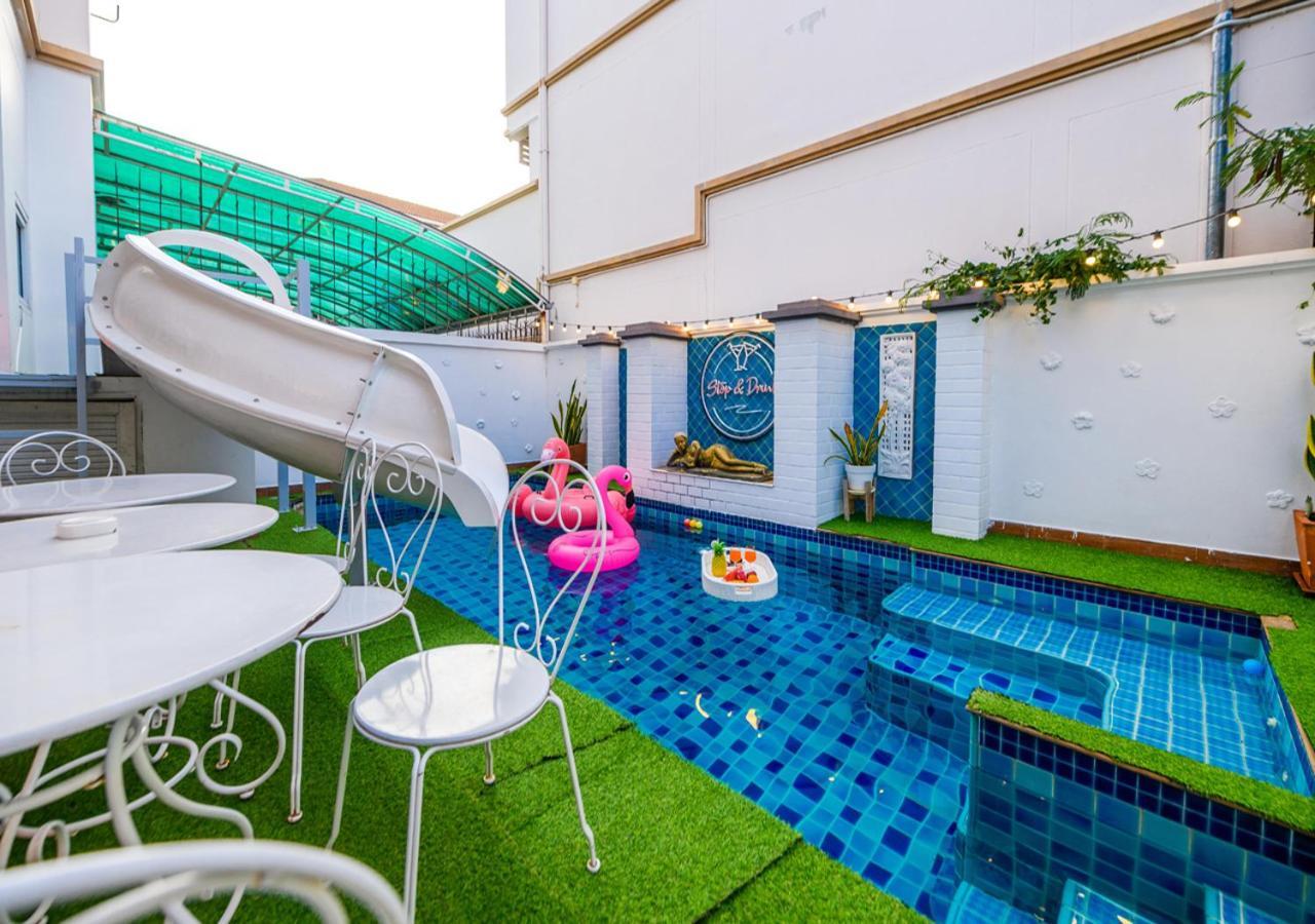 Room@Gallery Pool Villa Pattaya Exterior photo